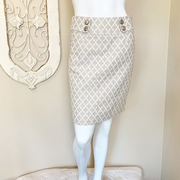 Banana Republic Dresses & Skirts - Banana Republic | Women's Beige & Cream Tapestry Pencil Skirt | Size: 4